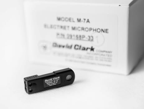M-7A_Mikrofon_Elektretowy_David_Clark.jpg